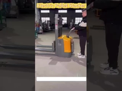 2 टन इलेक्ट्रिक स्टैकर ट्रक स्टैंडिंग प्रकार फोर्कलिफ्ट पैलेट स्टैकर