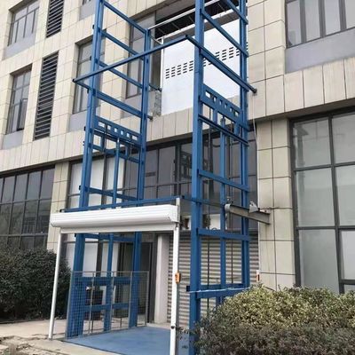 खरीदें 5000 किलोग्राम आउटडोर कार्गो लिफ्ट 7 मीटर मेज़ानिन लिफ्ट वेयरहाउस फ्रेट लिफ्ट online manufacture